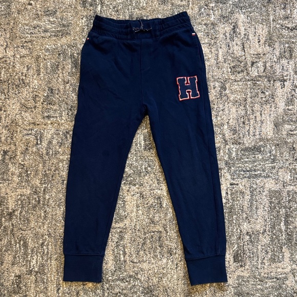 H&M Kids Navy Joggers with Red 'H' Patch size 7-8Y - Picture 1 of 4